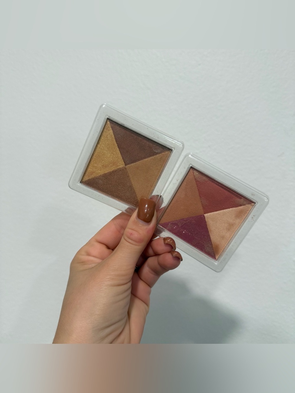 Nyx Cosmetics 2 Away We Glow Illuminating Powders: Sunset BLVD & Candlelit